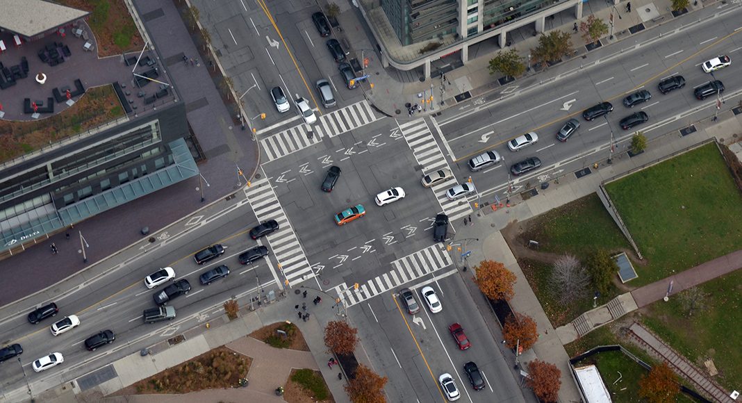 Researchers find that drivers aren't looking for cyclists at busy intersections