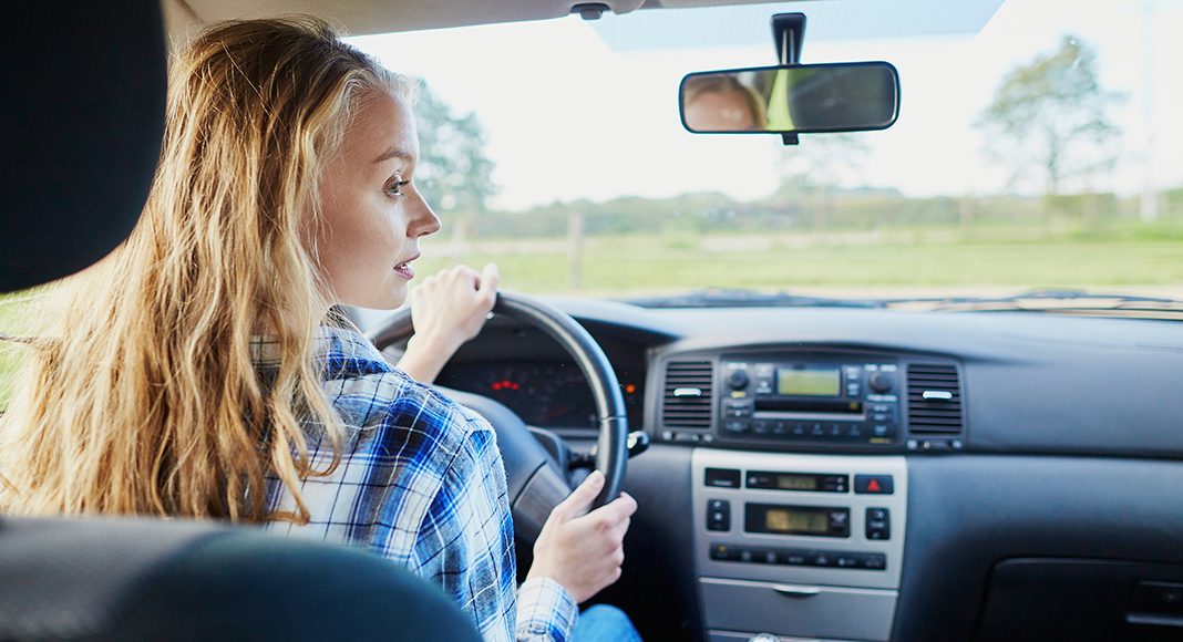 The American Academy of Pediatrics (AAP) has updated its recommendations for physicians and parents to address risks that include inexperience, speed and distracted driving.