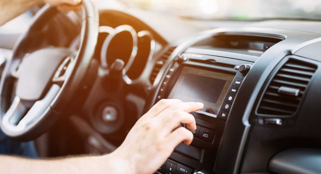 Drivers relying too heavily on technology, AAA
