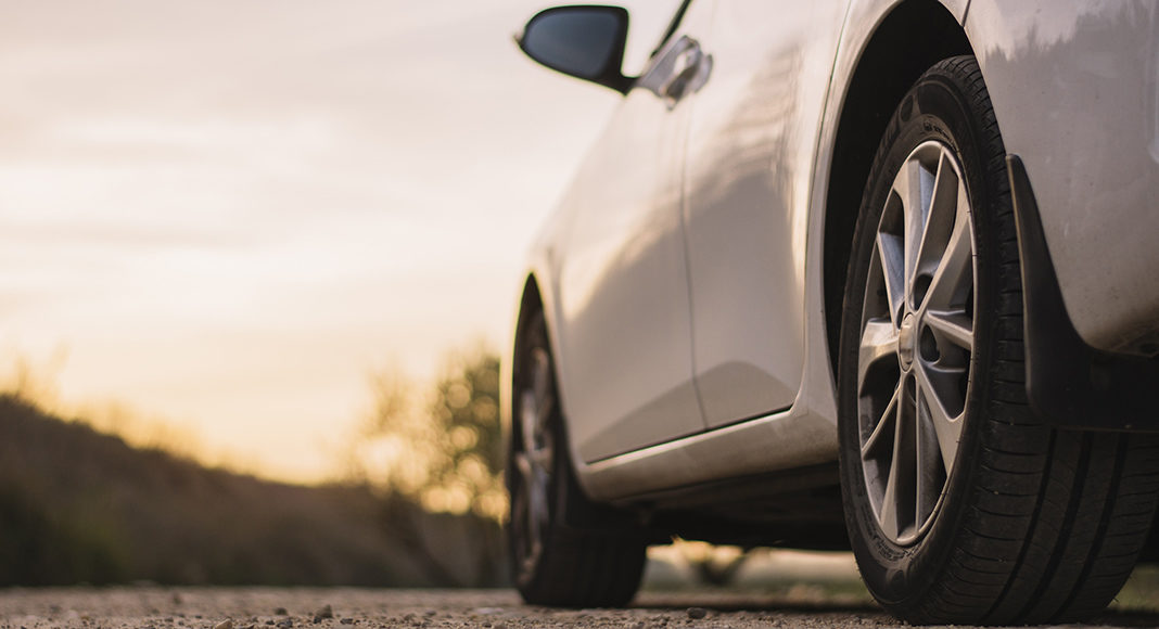 A two-year collaboration through a Memorandum of Understanding has been signed by Michelin and Essilor to raise awareness of the importance of good vision on the road and functional tires. The two organizations say that poor vision and tires in a bad state of use are two main risk factors for road safety.