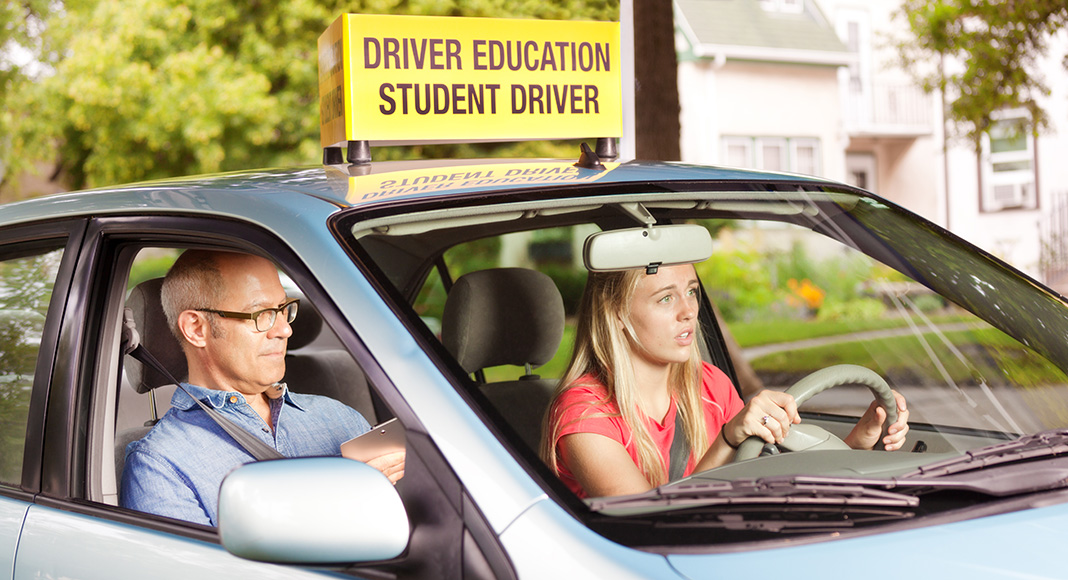 The Victorian Government launched the in-school Road Smart Interactive program which will boost road safety education in all Victorian secondary schools.