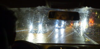 A new AAA survey has revealed headlight glare is a growing concern among drivers.