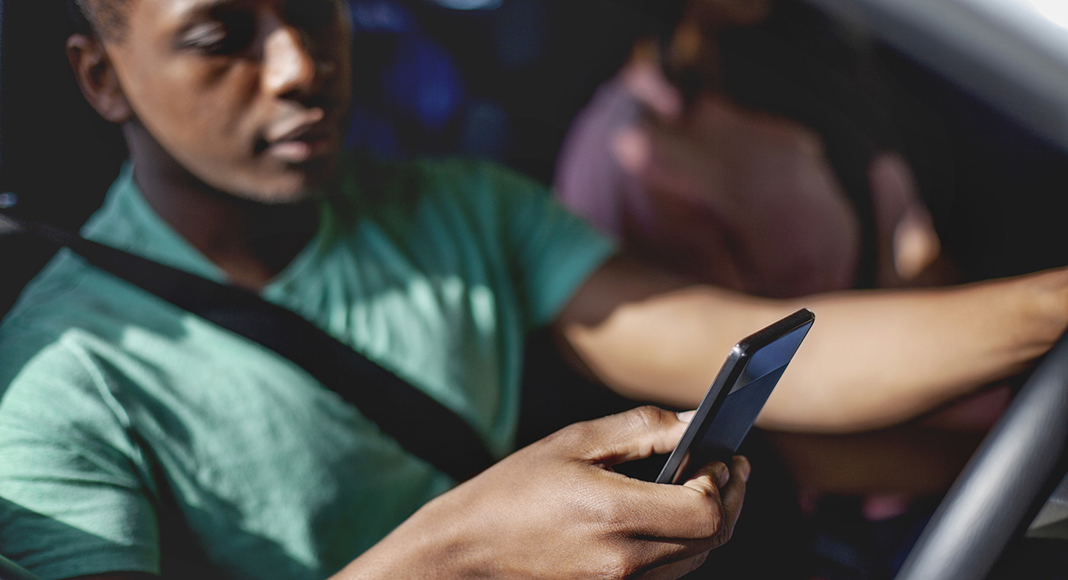 ‘As quick as putting on your seatbelt’ - AA and SADD encourage easy habit to save lives The New Zealand Automobile Association (AA) and Kaitiaki o Ara / Students Against Dangerous Driving (SADD) are urging Kiwi drivers to start using the ‘Do Not Disturb’ feature of their mobile phones.
